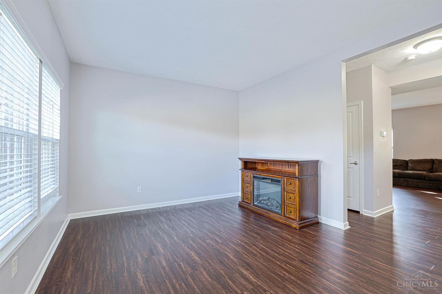 Photo 4 of Single family home for sale at 963 Shephard Woods Ct, Union Twp, OH 45103 | MLS# 1896310 | Listing updated on 2026-10-29