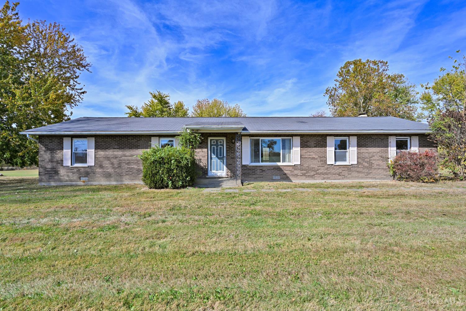 Photo 1 of Single family home for sale at 909 Hopewell Rd, Felicity, OH 45120 | MLS# 1898753 | Listing updated on 2026-10-29