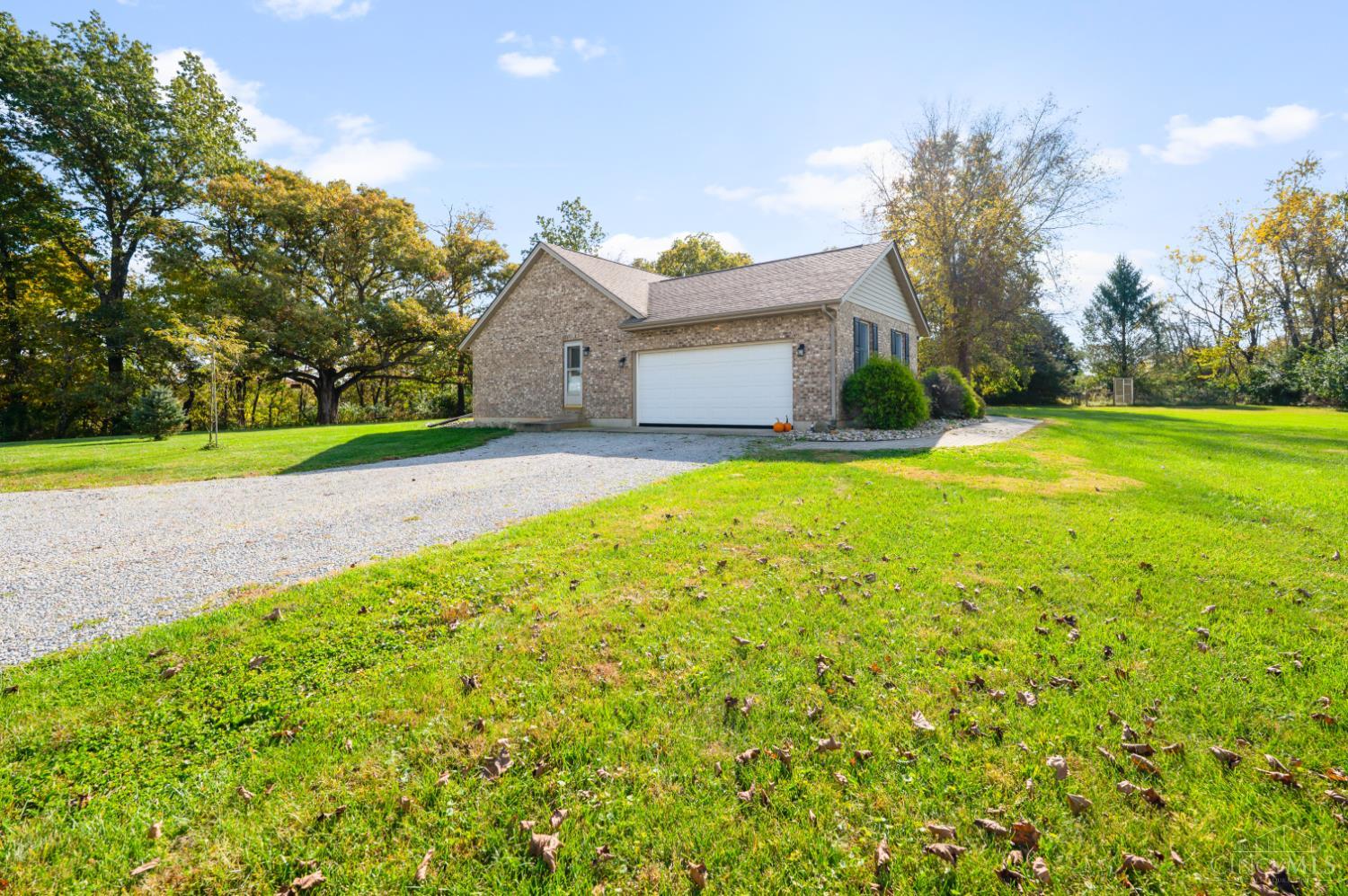 Photo 3 of Single family home for sale at 4004 Pansy Rd, Vernon Twp, OH 45113 | MLS# 1898587 | Listing updated on 2026-10-30