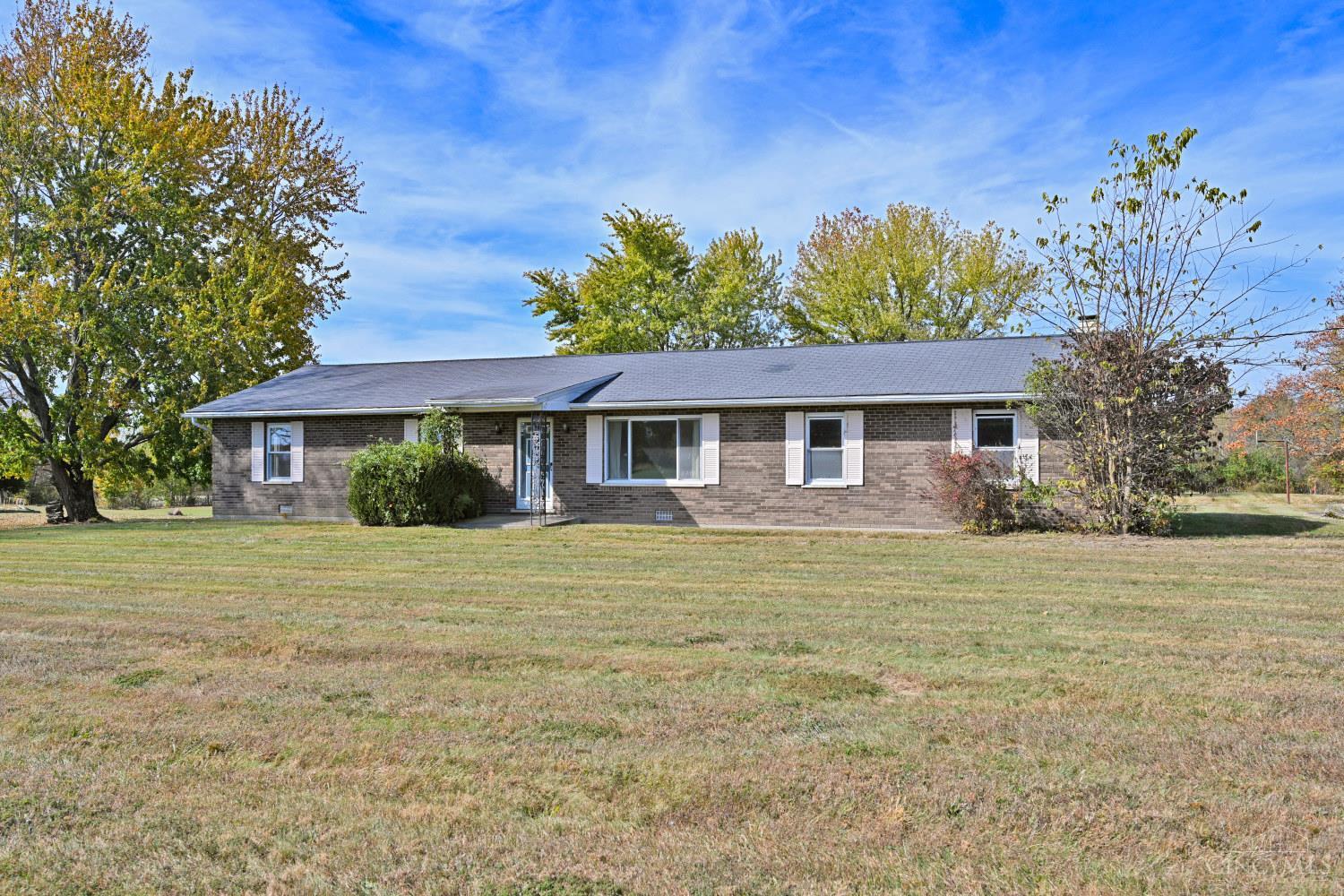 Photo 2 of Single family home for sale at 909 Hopewell Rd, Felicity, OH 45120 | MLS# 1898753 | Listing updated on 2026-10-29