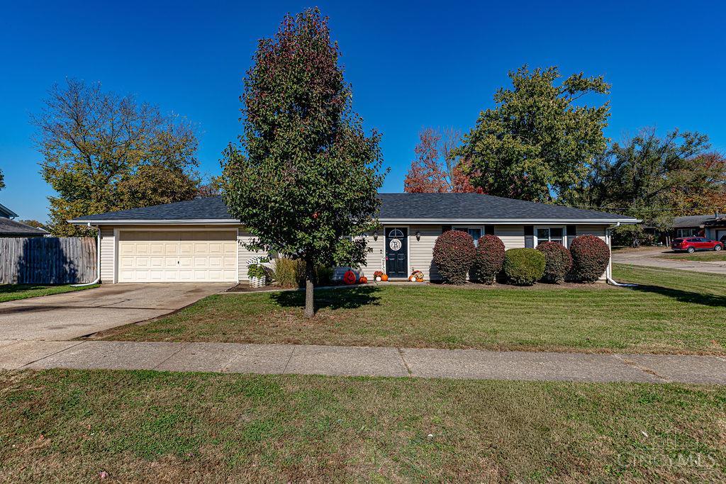 Photo 3 of Single family home for sale at 306 Oak Ave, Trenton, OH 45067 | MLS# 1898100 | Listing updated on 2026-10-30