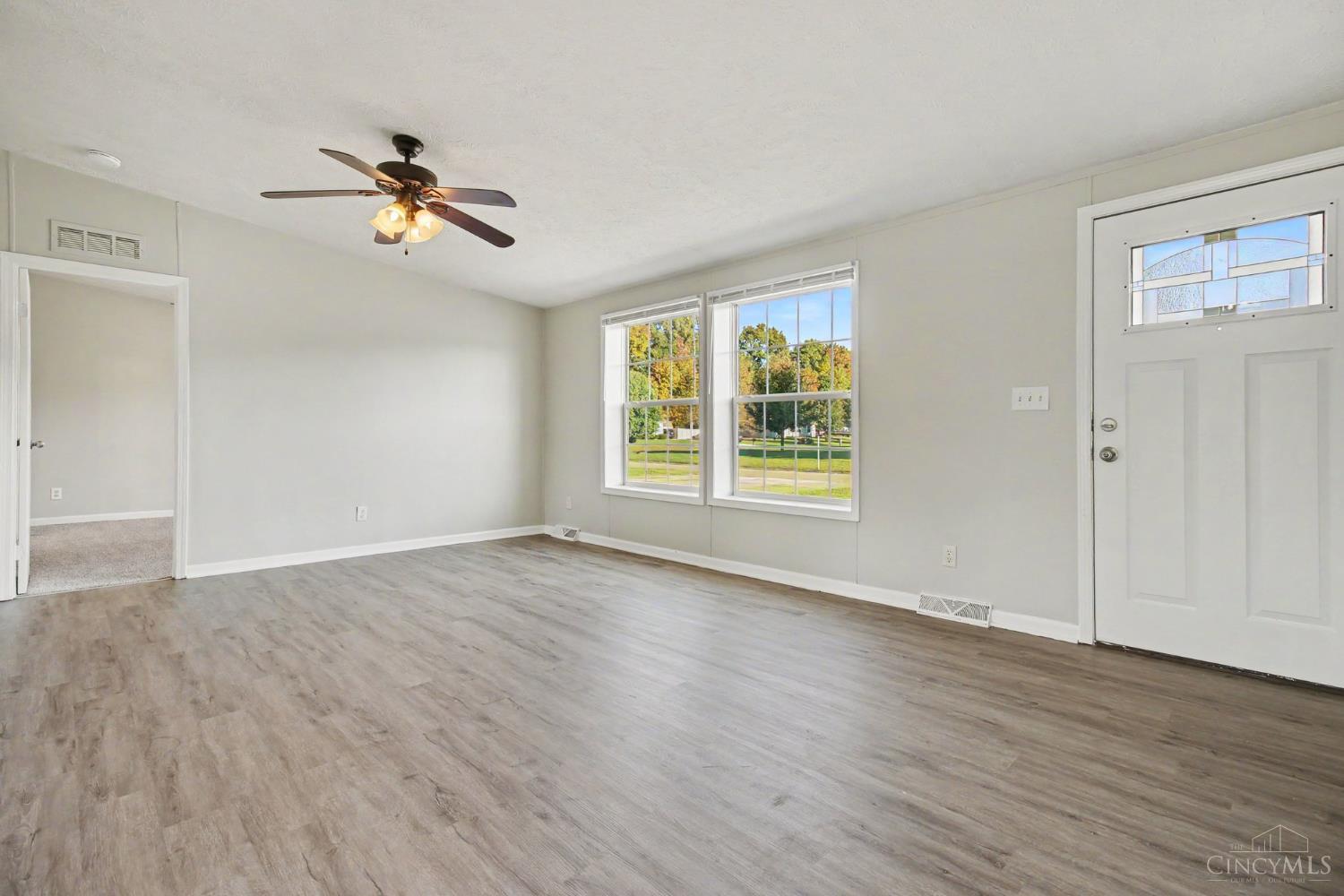 Photo 4 of Single family home for sale at 4211 E Frk Hills Dr, Williamsburg Twp, OH 45103 | MLS# 1898814 | Listing updated on 2026-10-29