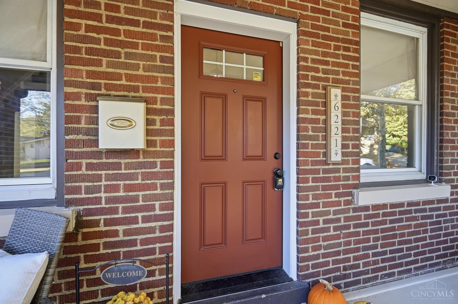 Photo 2 of Single family home for sale at 6221 Bona Vista Pl, Cincinnati, OH 45213 | MLS# 1898500 | Listing updated on 2026-10-29
