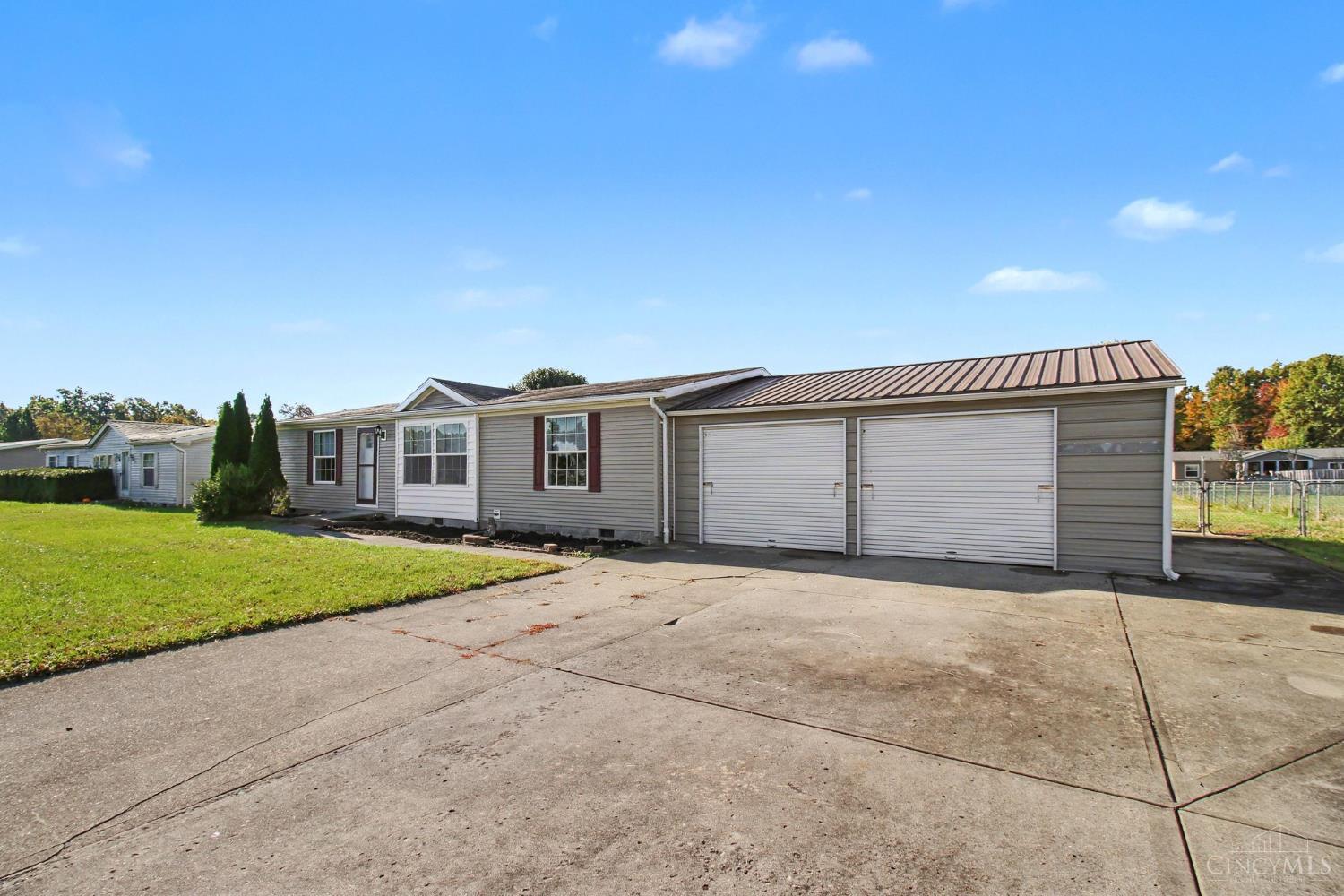 Photo 2 of Single family home for sale at 4211 E Frk Hills Dr, Williamsburg Twp, OH 45103 | MLS# 1898814 | Listing updated on 2026-10-29