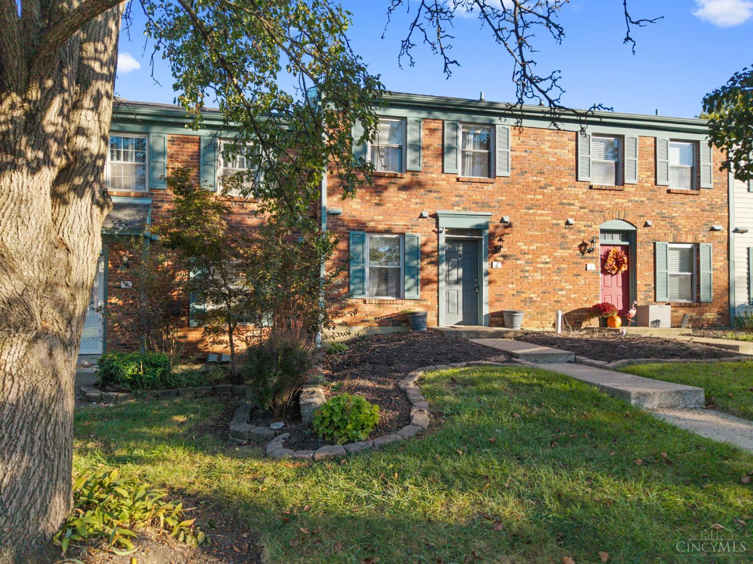 Photo 2 of Townhouse for sale at 6 Queens Crk, Union Twp, OH 45103 | MLS# 1898776 | Listing updated on 2026-10-29