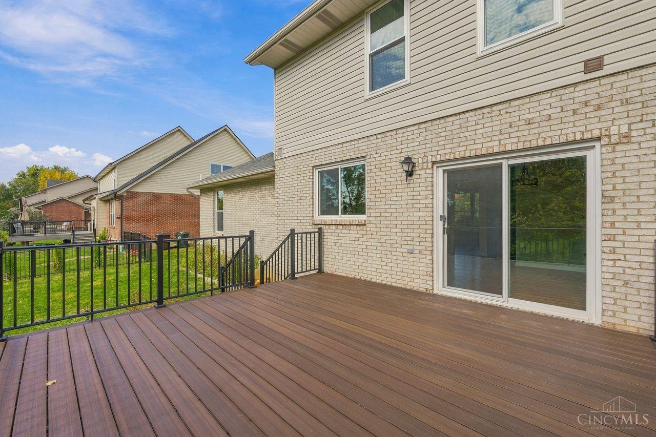 Photo 2 of Single family home for sale at 6733 Charleston Run Ct, Deerfield Twp., OH 45040 | MLS# 1898763 | Listing updated on 2026-10-30