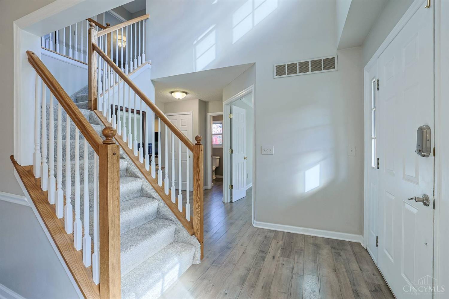 Photo 4 of Single family home for sale at 488 St Thomas Ct, Fairfield, OH 45014 | MLS# 1898921 | Listing updated on 2026-10-30