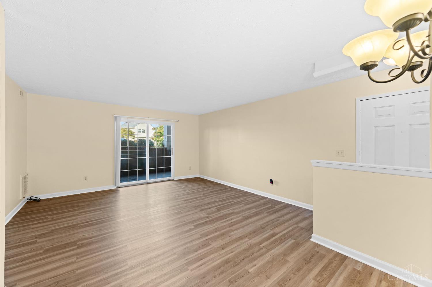 Photo 4 of Condo for sale at 5784 Ashby, Milford, OH 45150 | MLS# 1898988 | Listing updated on 2026-10-31