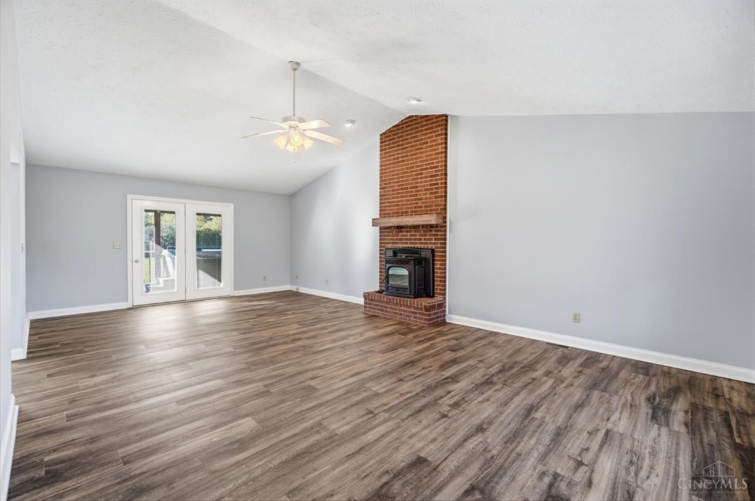 Photo 3 of Single family home for sale at 5443 Booth Rd, Oxford Twp, OH 45056 | MLS# 1898593 | Listing updated on 2026-10-31