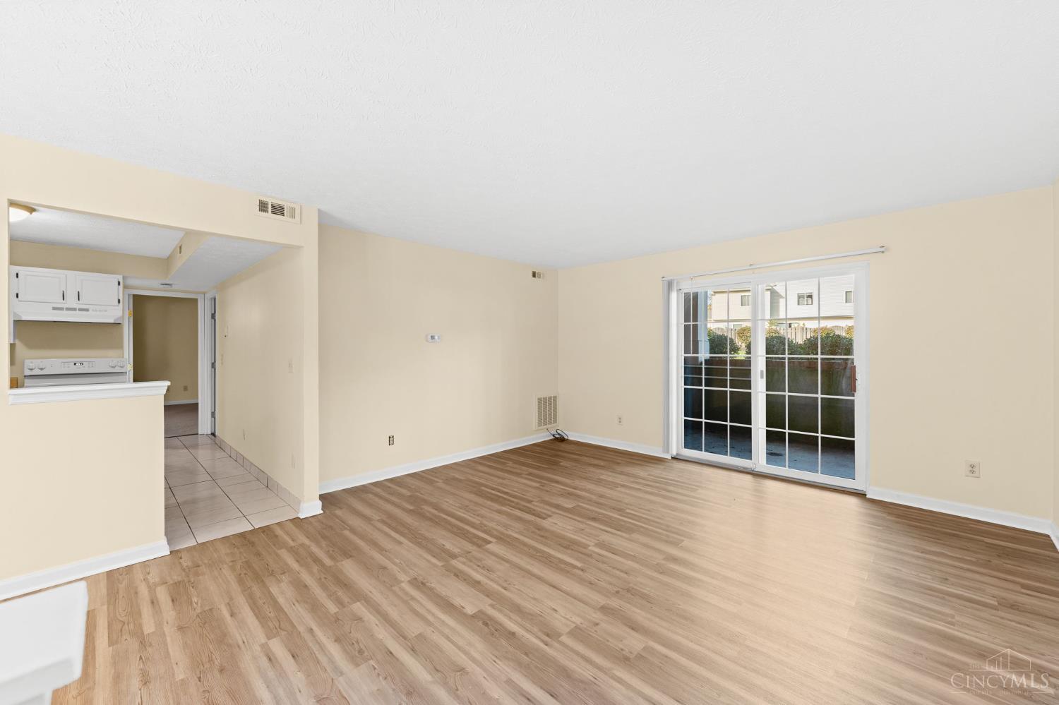 Photo 3 of Condo for sale at 5784 Ashby, Milford, OH 45150 | MLS# 1898988 | Listing updated on 2026-10-31