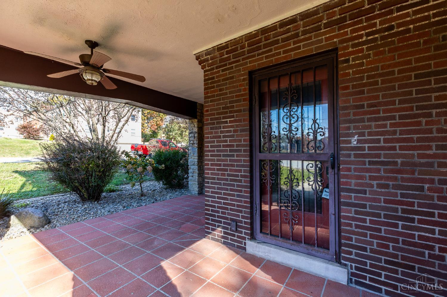 Photo 3 of Single family home for sale at 6270 Rogers Park Pl, Cincinnati, OH 45213 | MLS# 1898901 | Listing updated on 2026-10-30