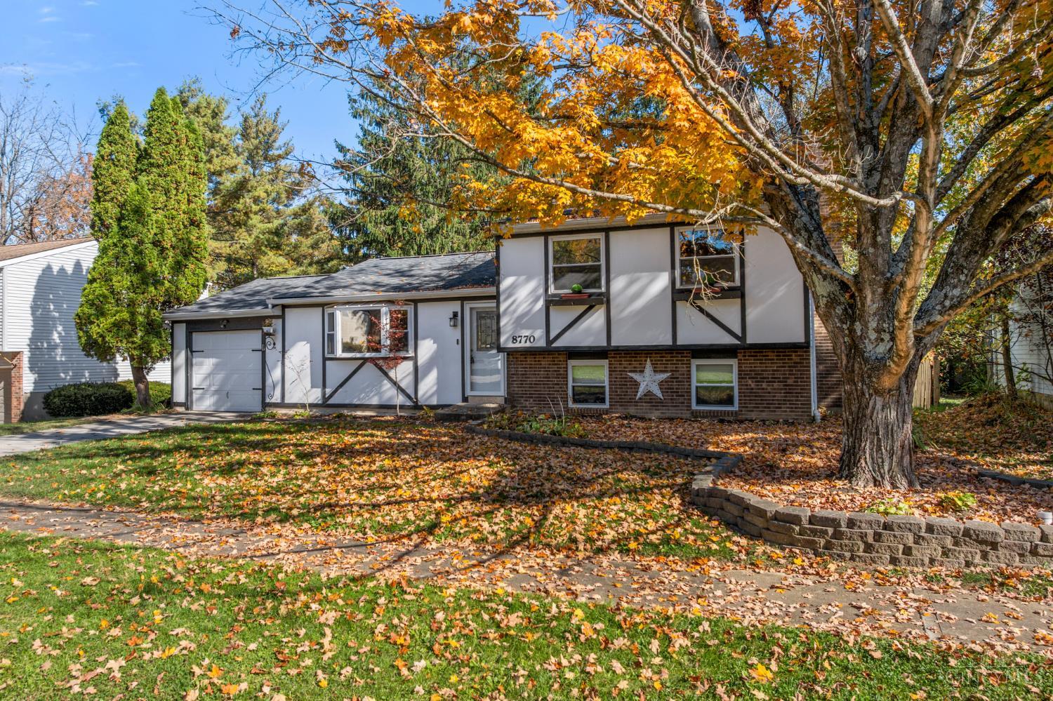Photo 1 of Single family home for sale at 8770 Exeter Pl, Deerfield Twp., OH 45039 | MLS# 1898982 | Listing updated on 2026-10-31