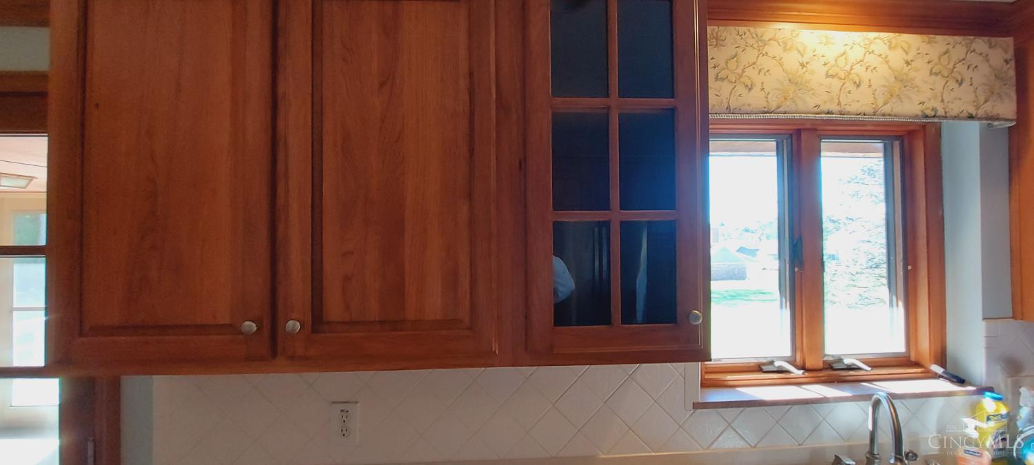 Photo 3 of Sale Pending at 4511 Jessup Rd, Green Twp, OH 45247 | MLS# 1898911 | Listing updated on 2026-10-30