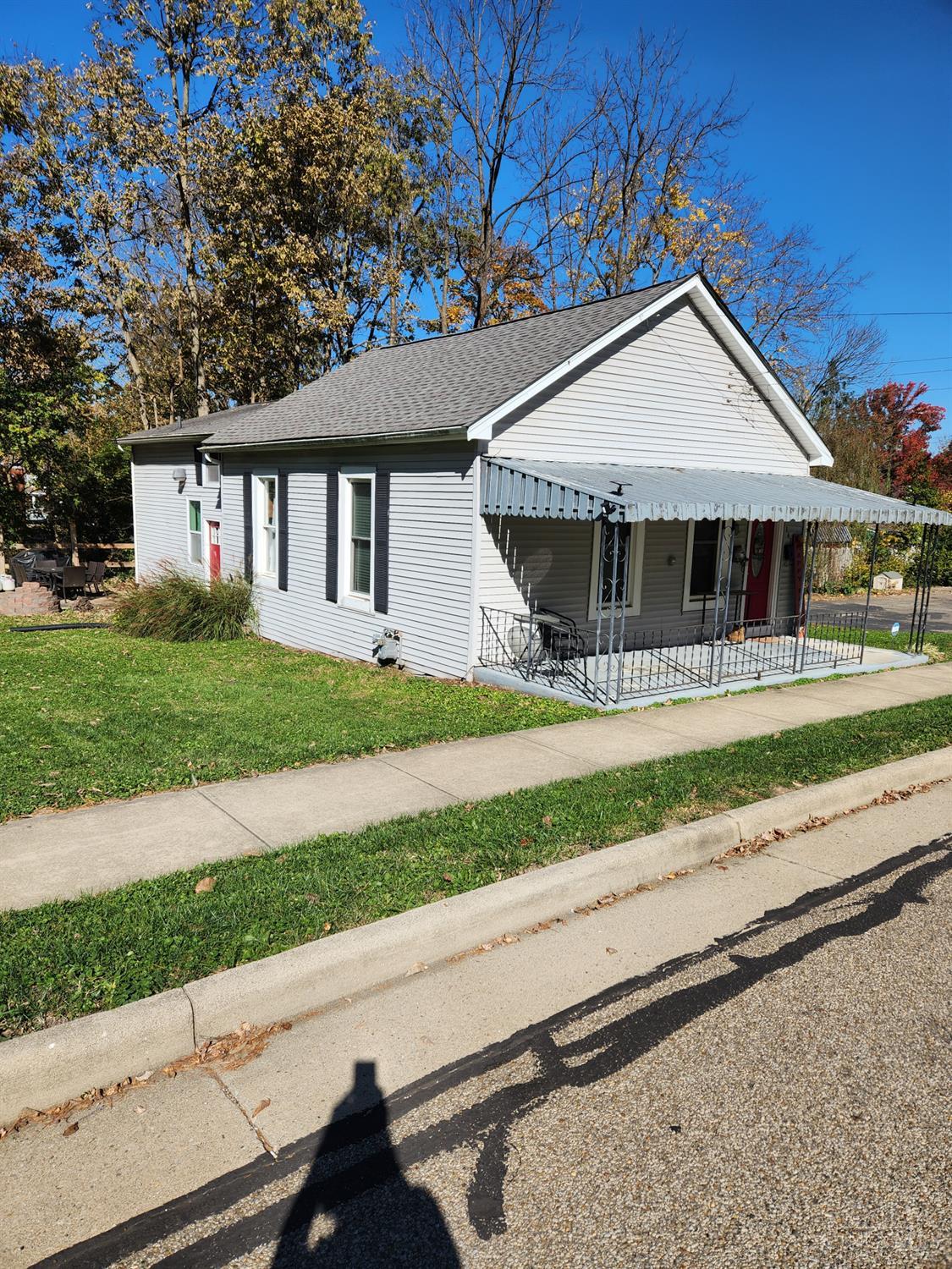 Photo 1 of Single family home for sale at 143 S 4th Street, Batavia, OH 45103 | MLS# 1898938 | Listing updated on 2026-10-30