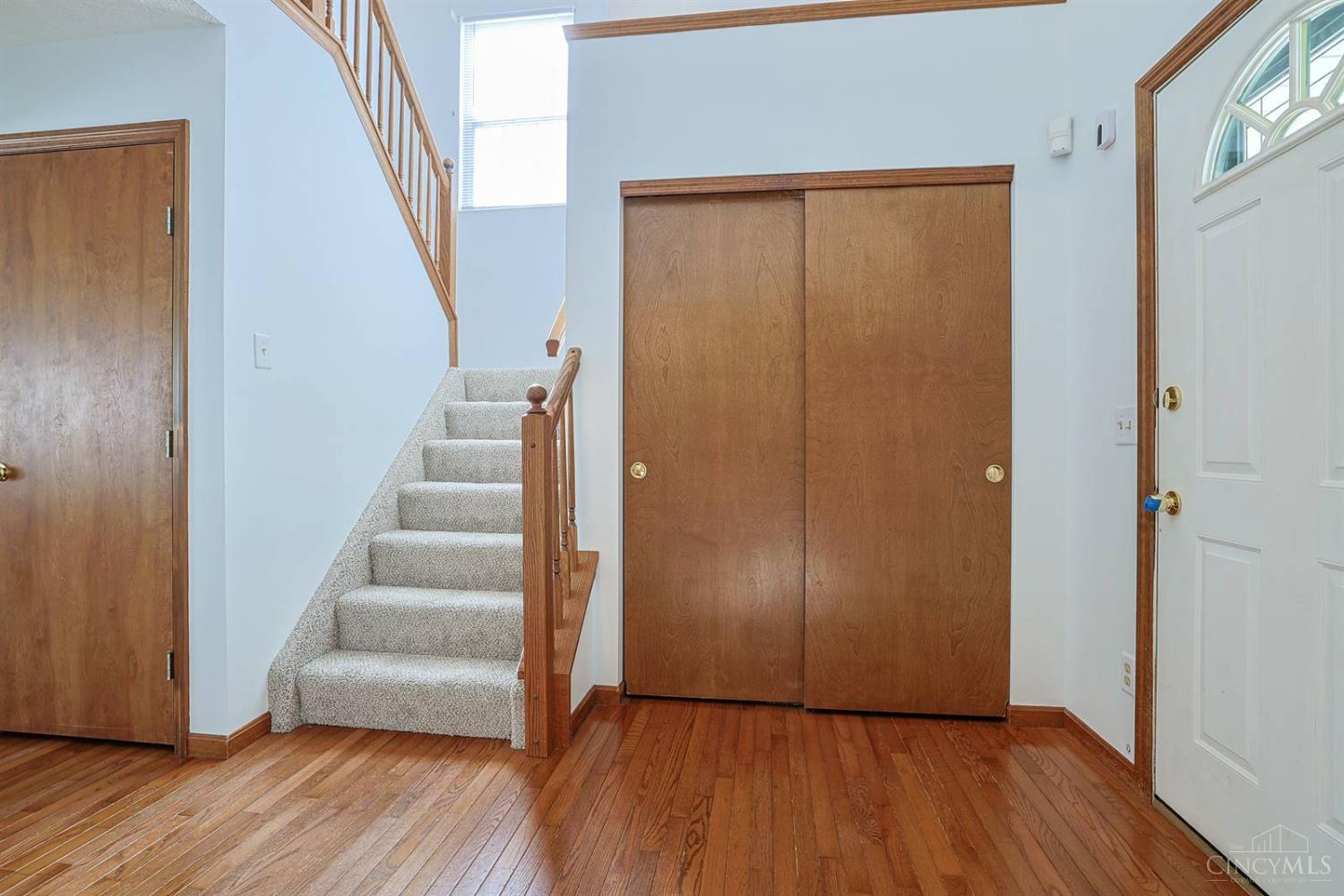 Photo 3 of Single family home for sale at 155 Westbourne Ct, Fairfield Twp, OH 45011 | MLS# 1898888 | Listing updated on 2026-10-30