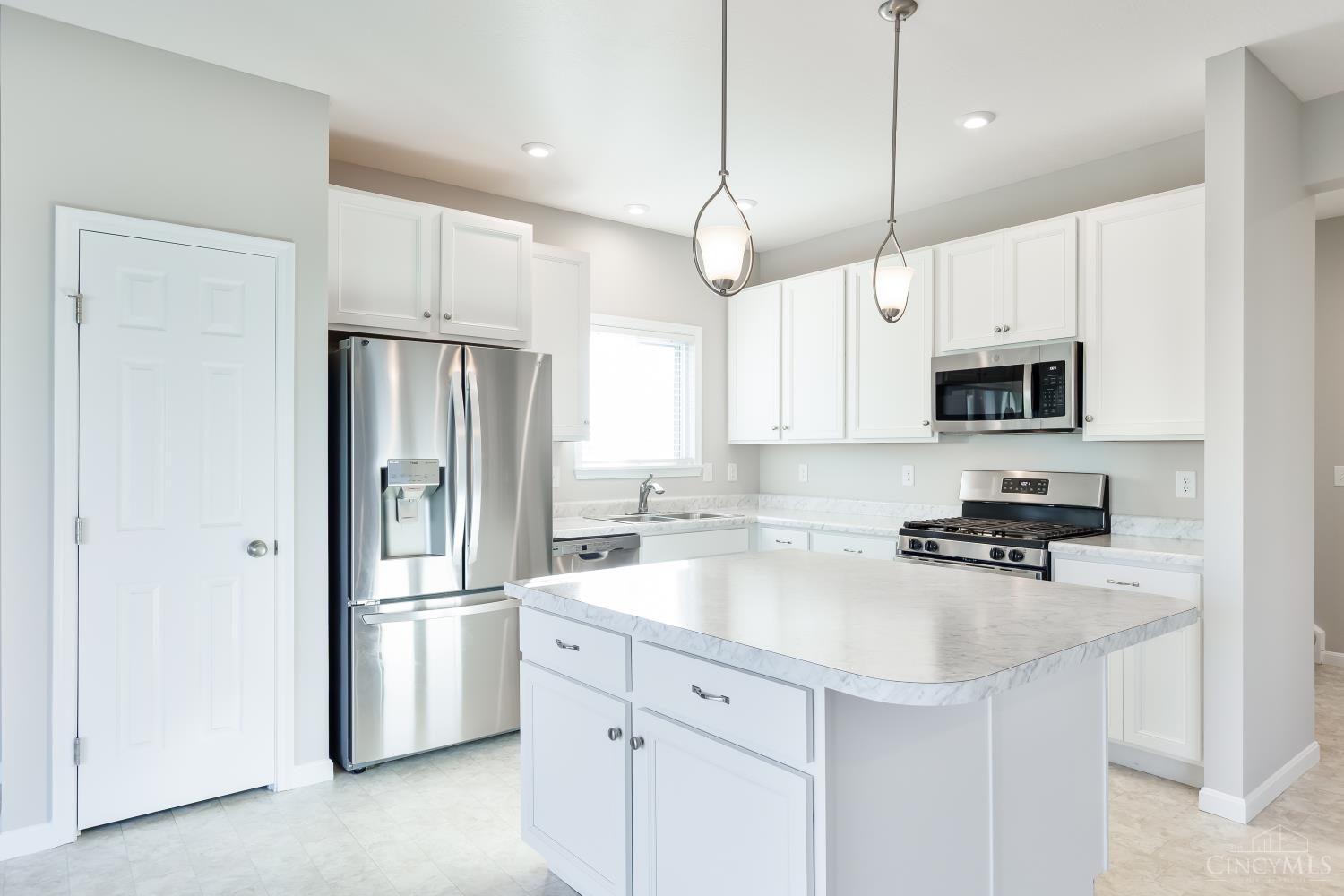 Photo 1 of Single family home for sale at 1464 Eagle Blvd, Hamilton Twp, OH 45039 | MLS# 1898698 | Listing updated on 2026-10-31