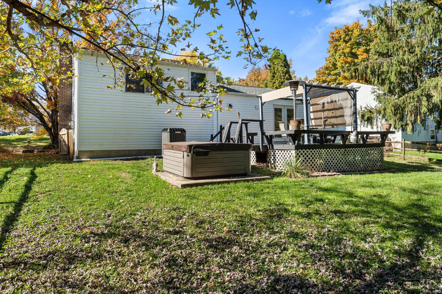Photo 4 of Single family home for sale at 8770 Exeter Pl, Deerfield Twp., OH 45039 | MLS# 1898982 | Listing updated on 2026-10-31