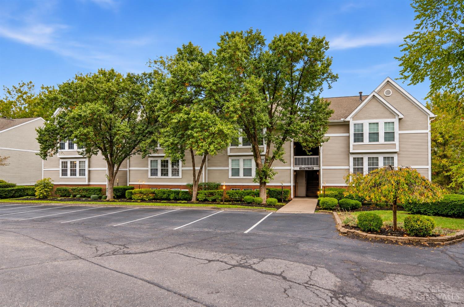 Photo 3 of Condo for sale at 130 High Ridge Ct, Fairfield, OH 45014 | MLS# 1896256 | Listing updated on 2026-10-30