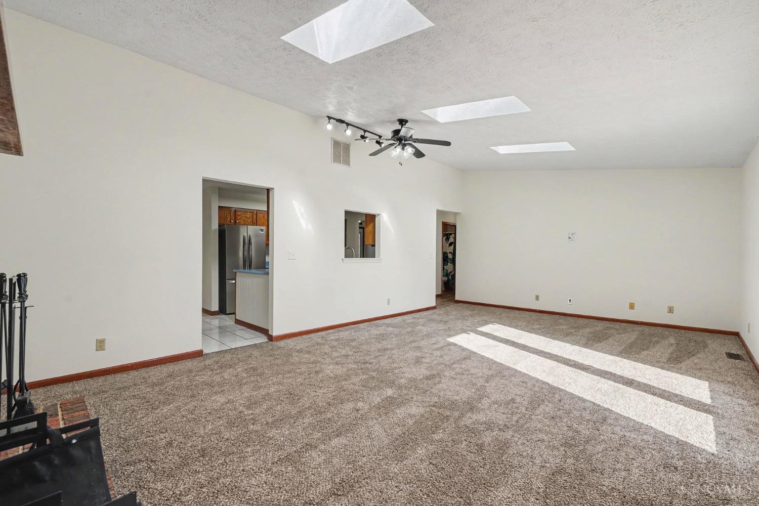 Photo 3 of Single family home for sale at 175 Owens Rd, West Union, OH 45693 | MLS# 1898879 | Listing updated on 2026-10-30
