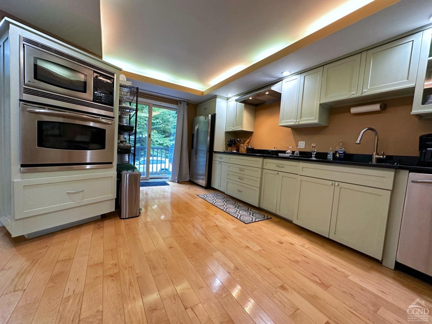 81 Scribner Hollow Road D 2