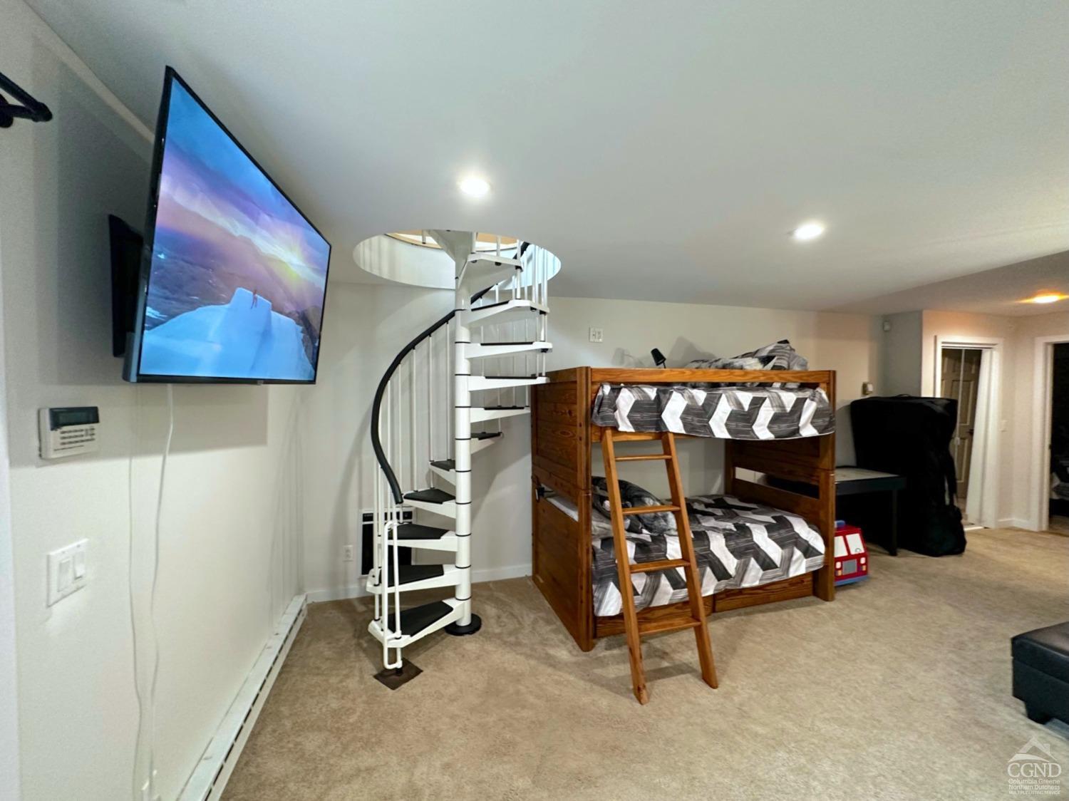 81 Scribner Hollow Road D 2