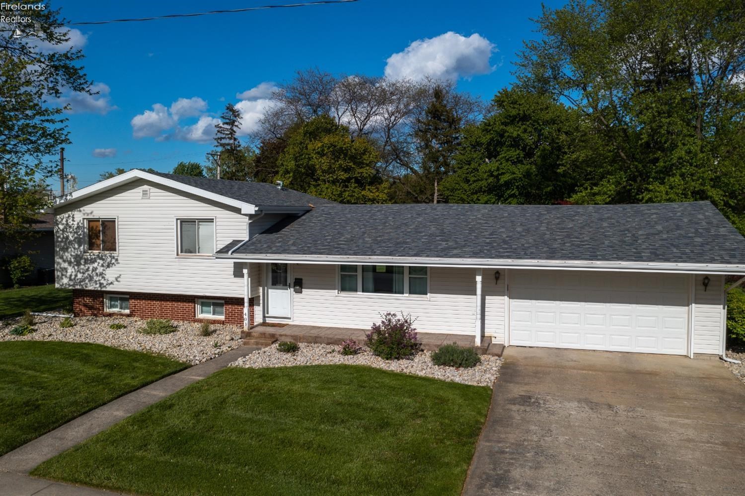 401 Pine Road, Woodville, OH 43469