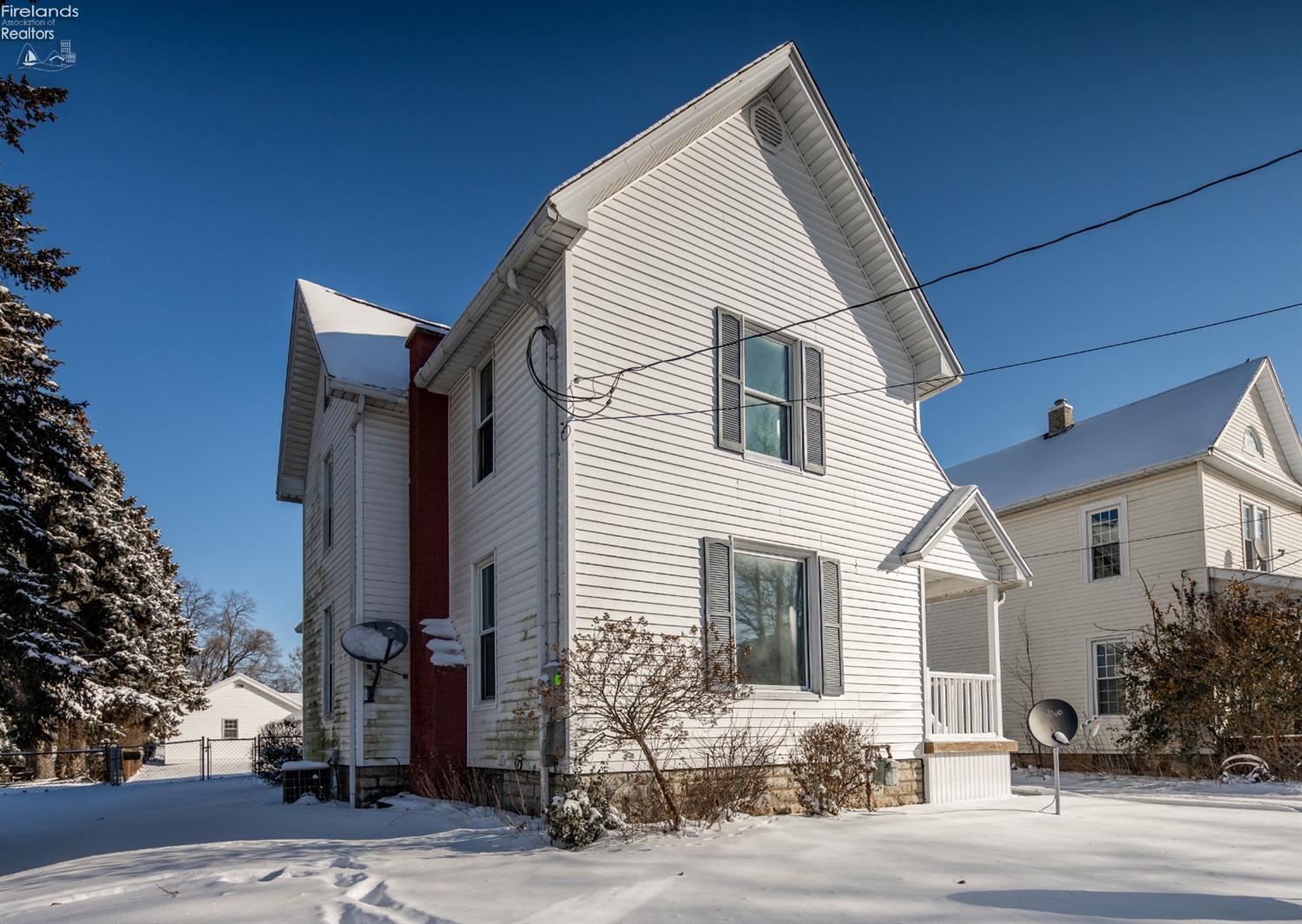 166 Ashford Avenue