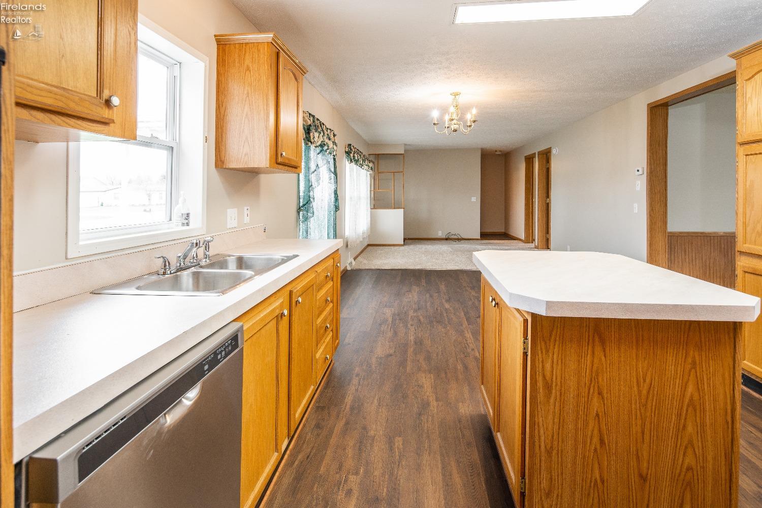 1734 Mario Place