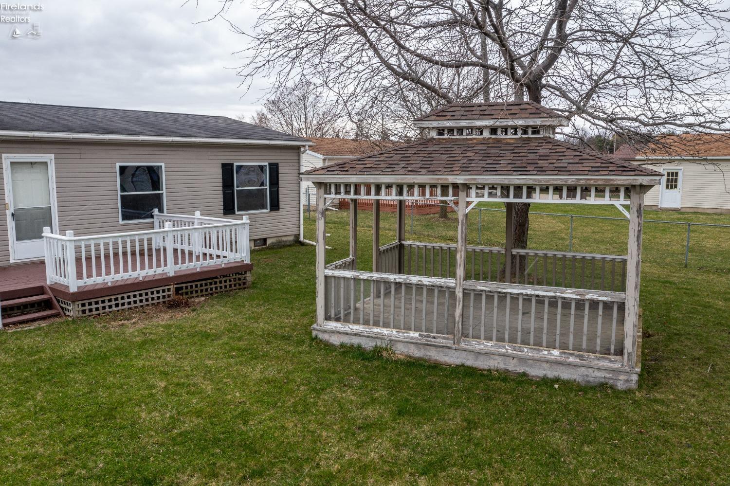 1734 Mario Place
