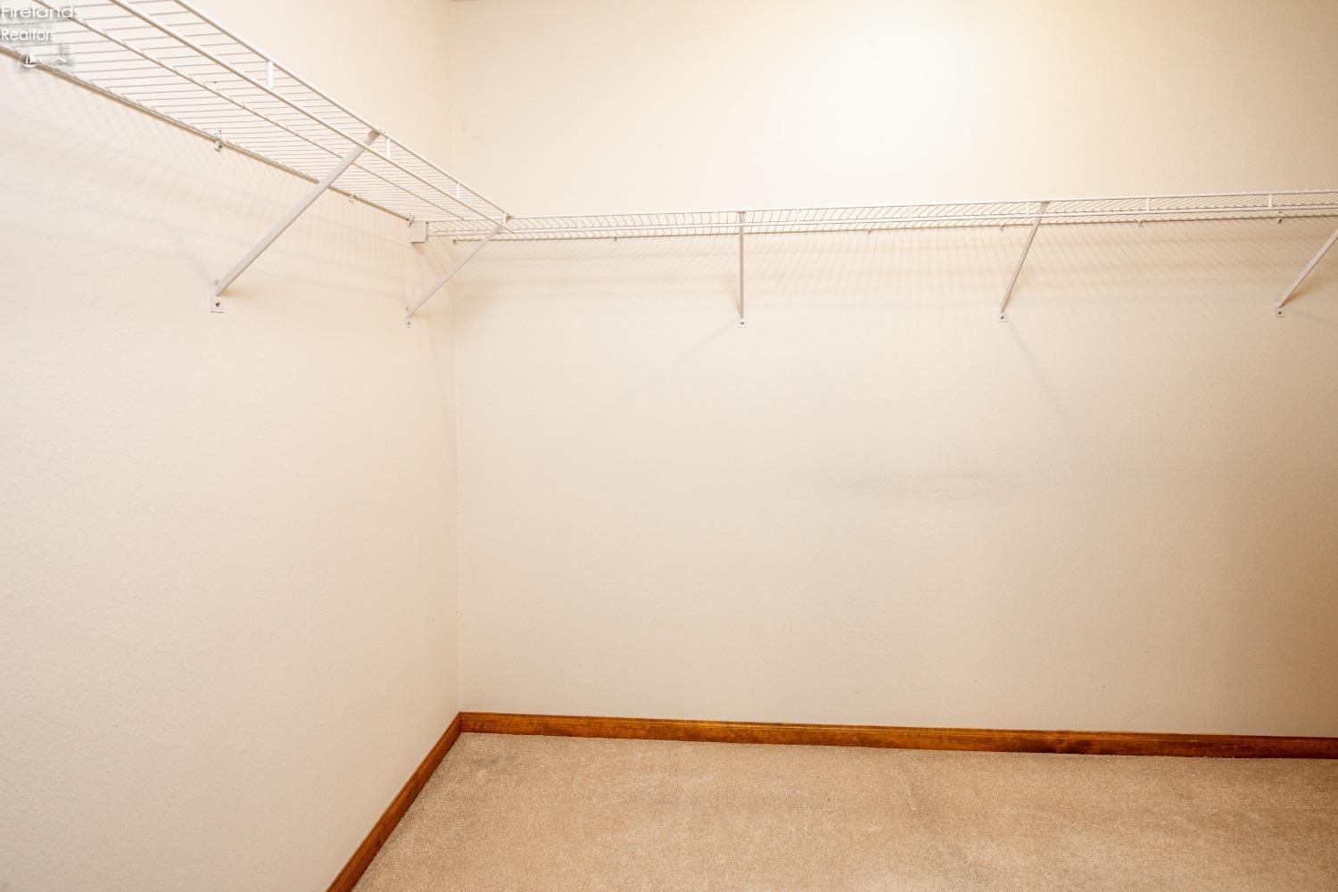 104 Canterbury Dr.