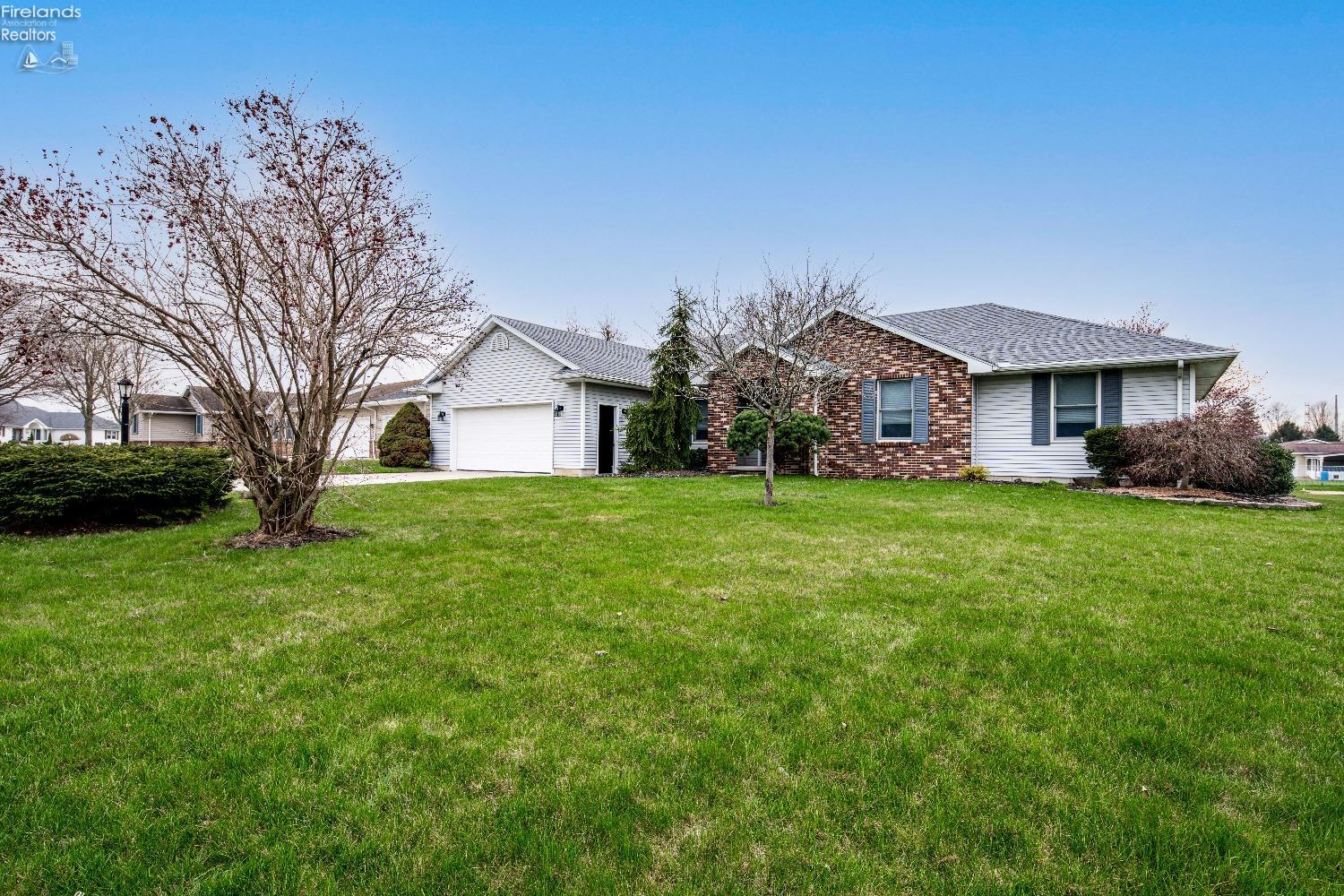 104 Canterbury Dr.