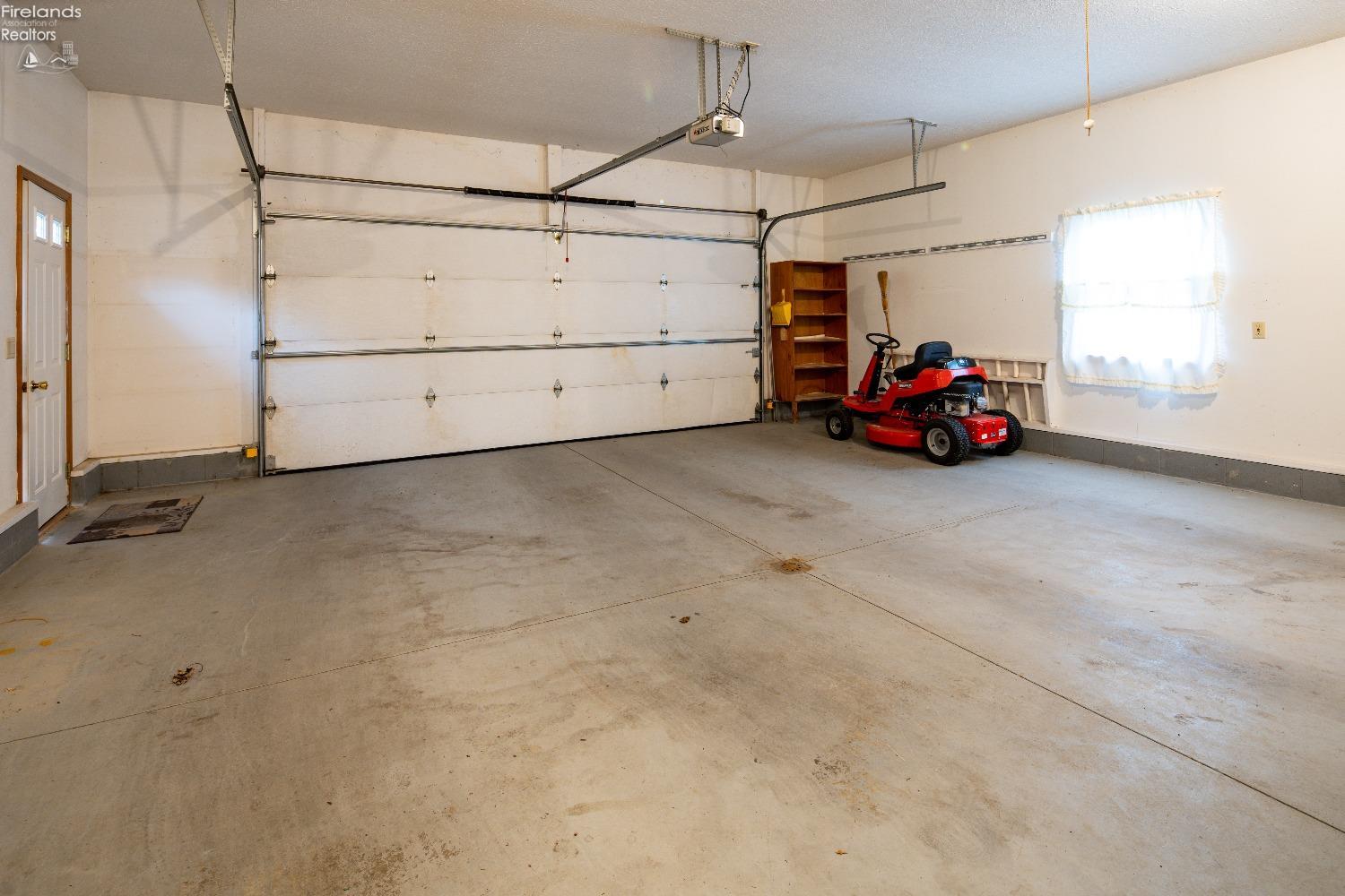 104 Canterbury Dr.