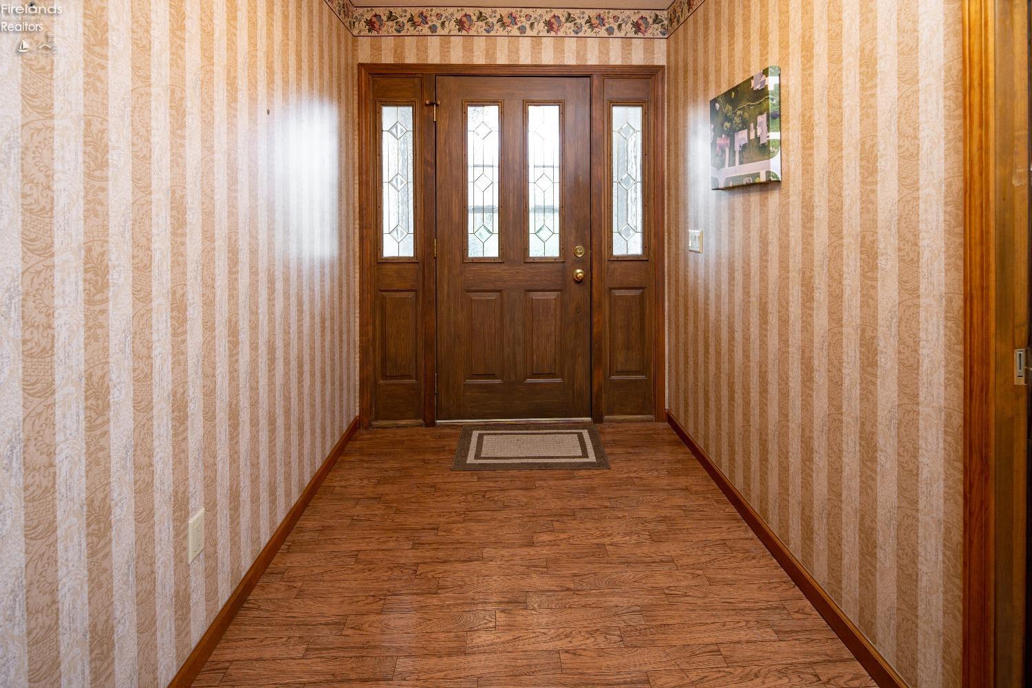 104 Canterbury Dr.