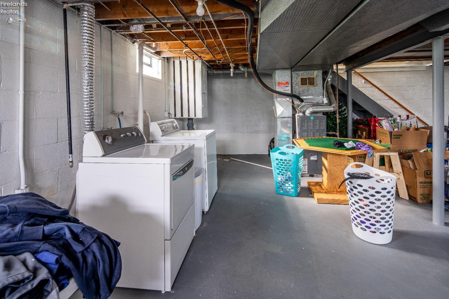 5835 Meadowvale Drive