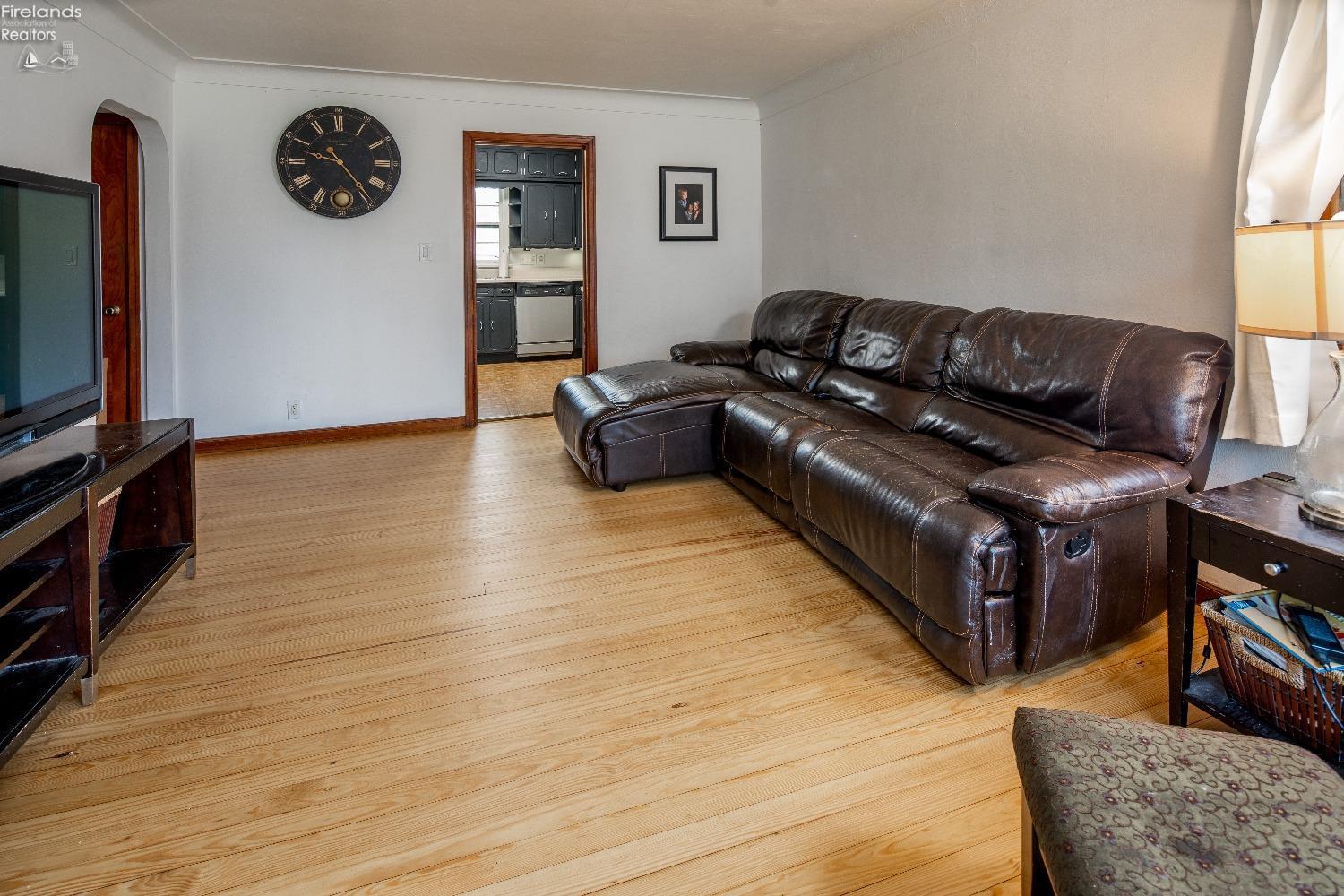 11131 West