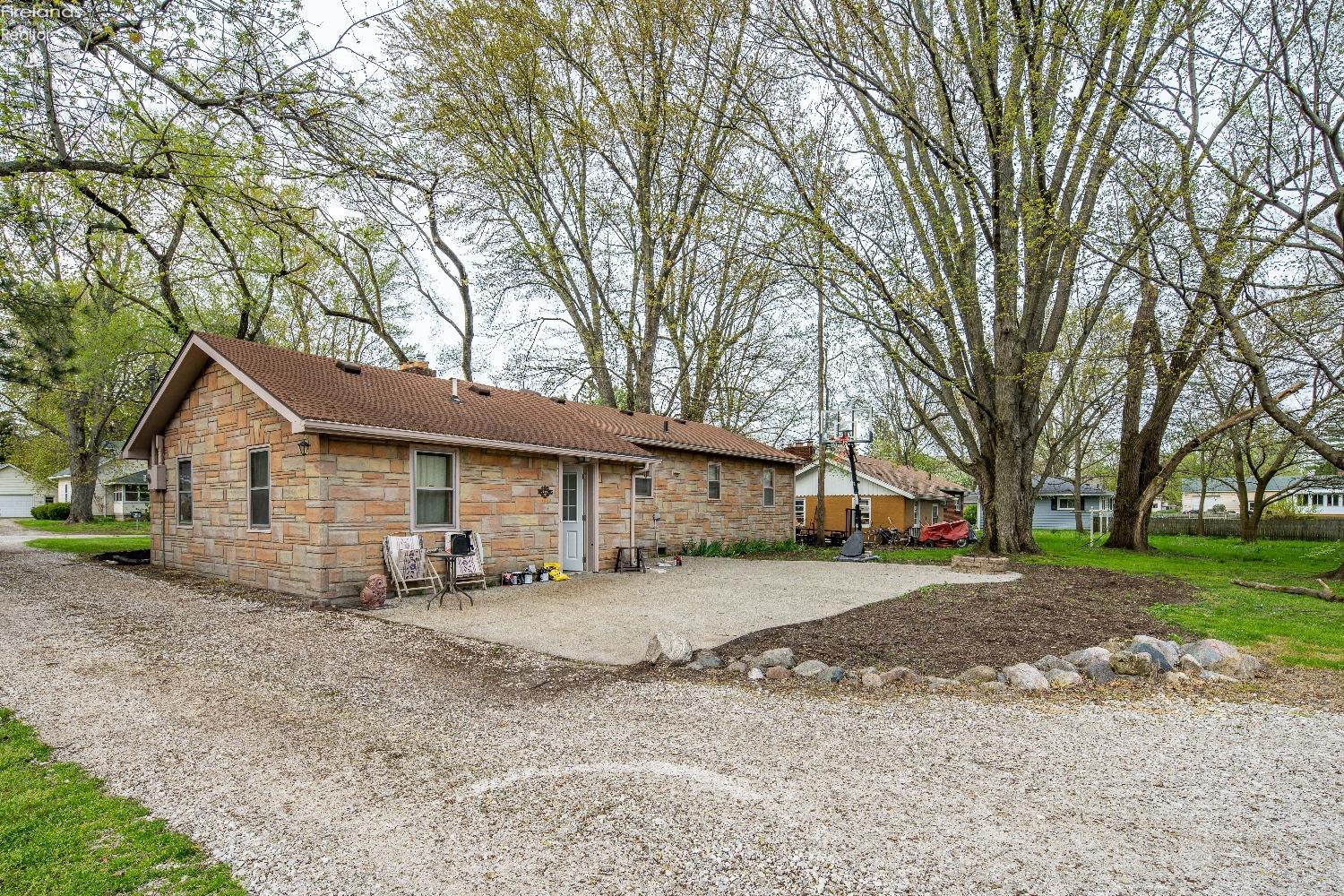 11131 West