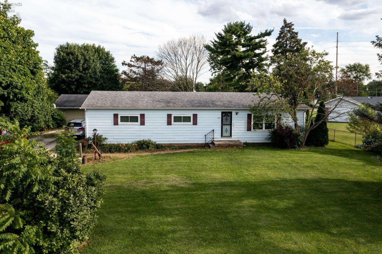 23270 W Edgefield Road