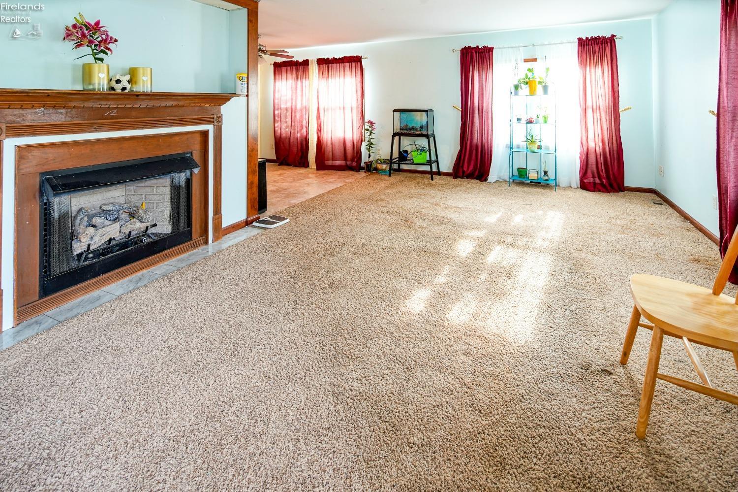 23270 W Edgefield Road