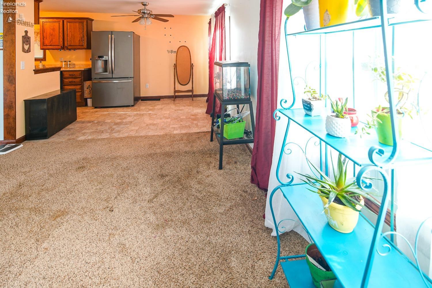23270 W Edgefield Road