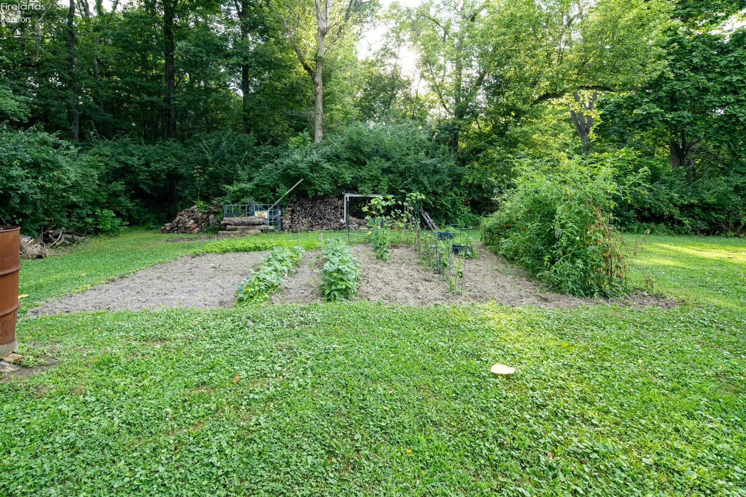 2600 N Oak Harbor Road