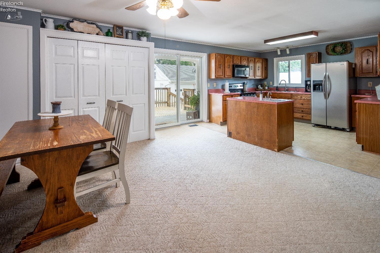 3032 Dickman Road