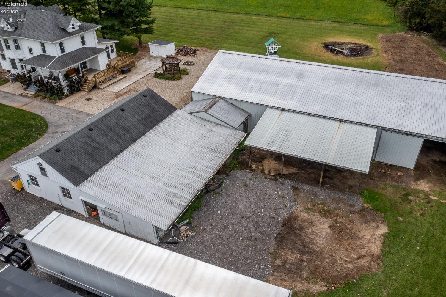 3032 Dickman Road