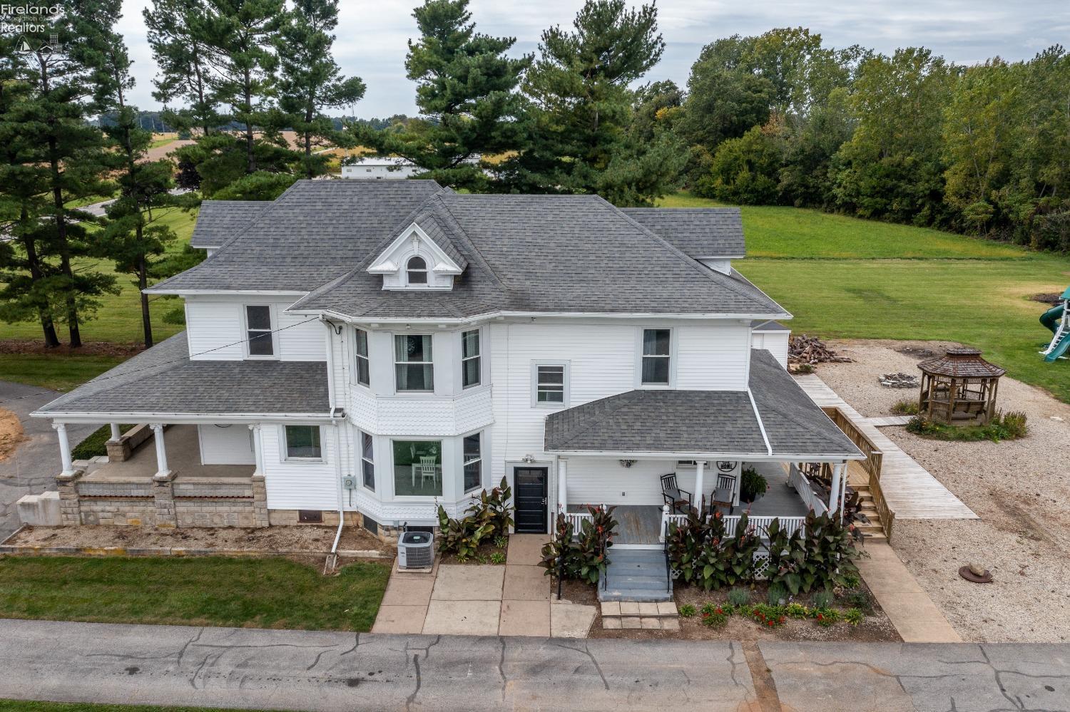 3032 Dickman Road