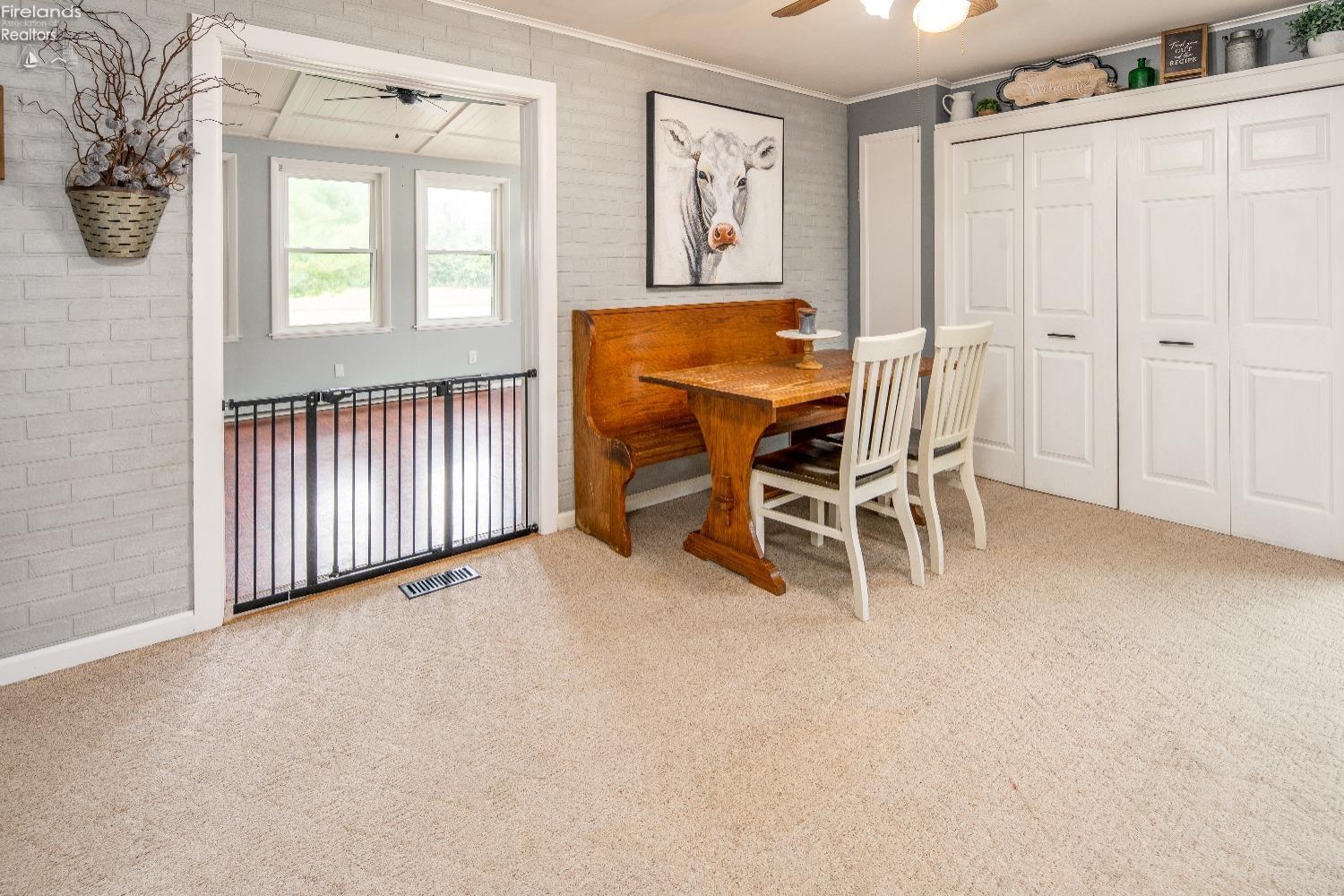 3032 Dickman Road
