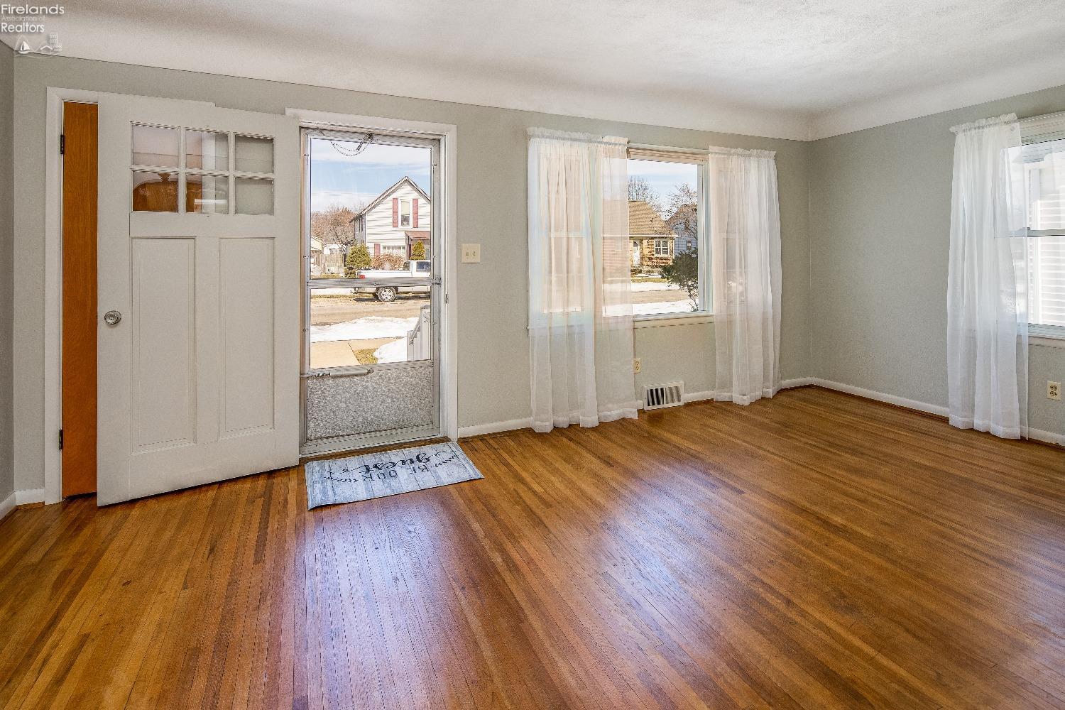 1213 June Street