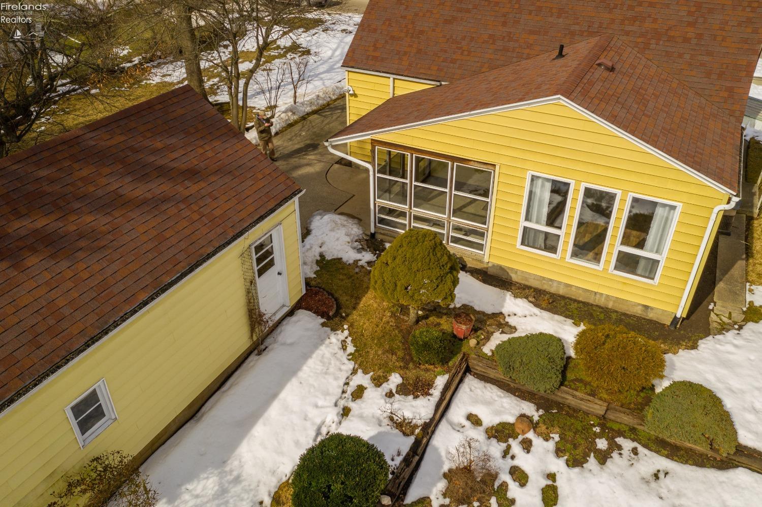 1213 June Street