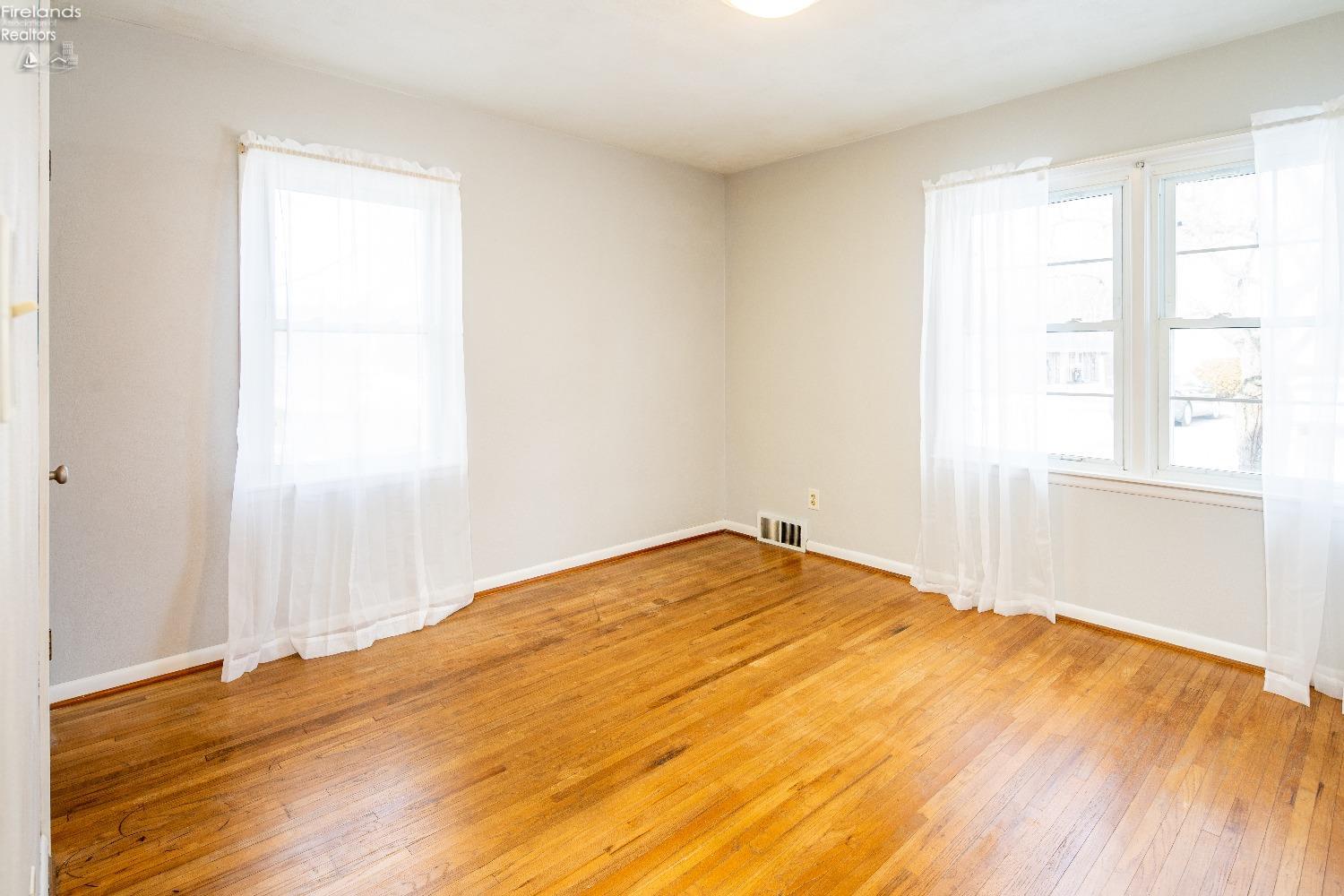 1213 June Street