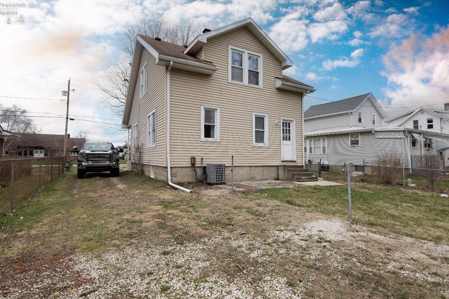 203 Cottage Street