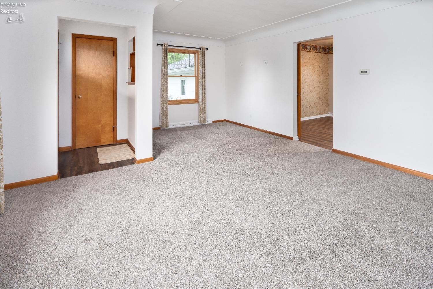 205 W Cole Road