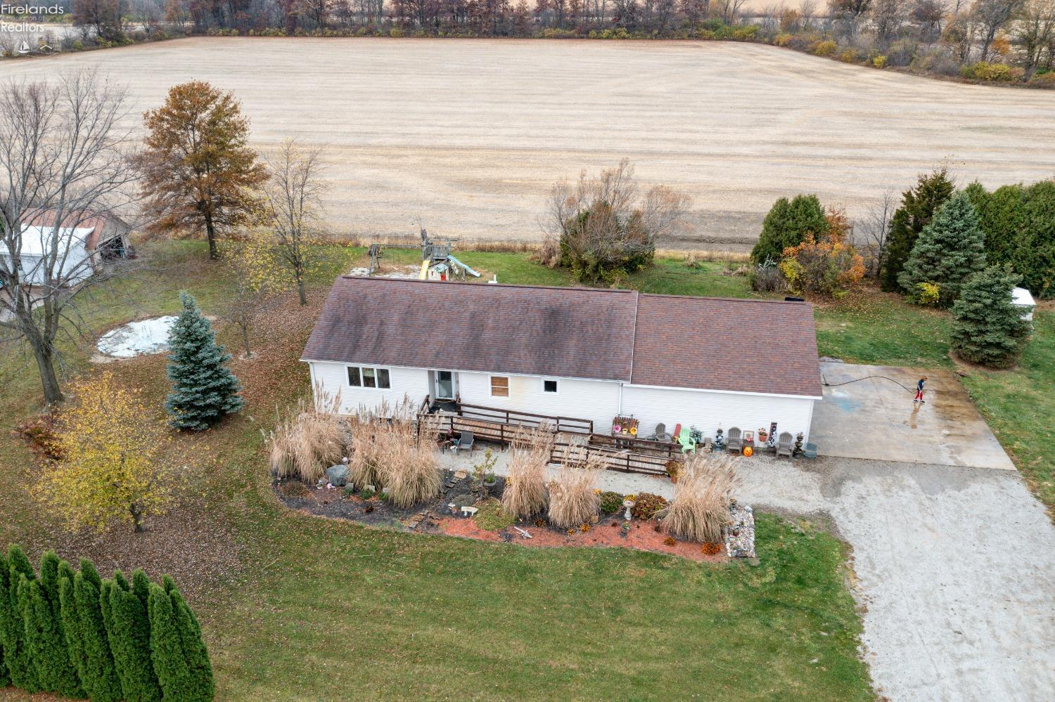7854 N Township Road 51